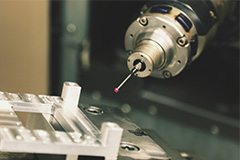 設(shè)計(jì)一種新型散熱風(fēng)扇驅(qū)動(dòng)頻率切換裝置